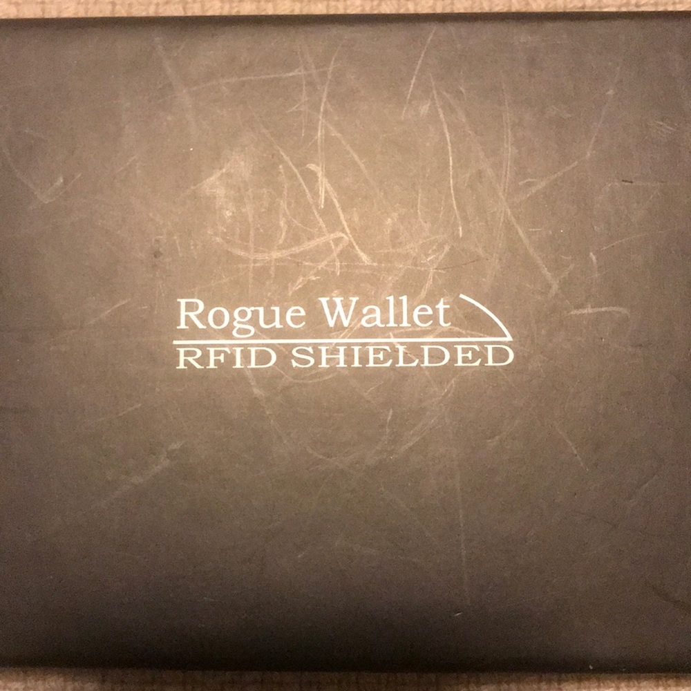 Wallet - Picture 4 of 4